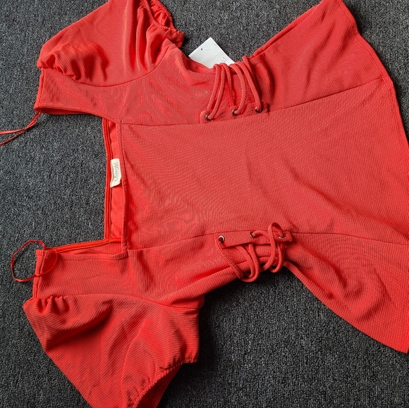 Cute blouse - Picture 3 of 4